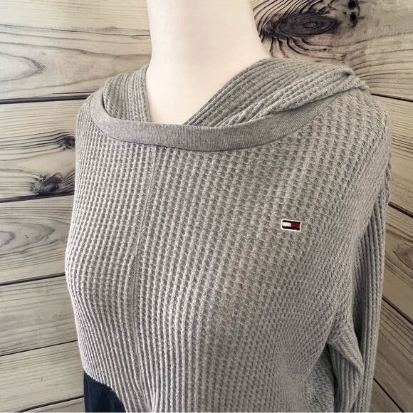 Tommy Jeans Grey & Navy Waffle Knit Cotton Hoodie - Picture 2 of 9
